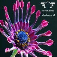 Madame M - Mention